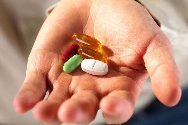 Medicamentos que aumentam a ejaculação em homens adultos